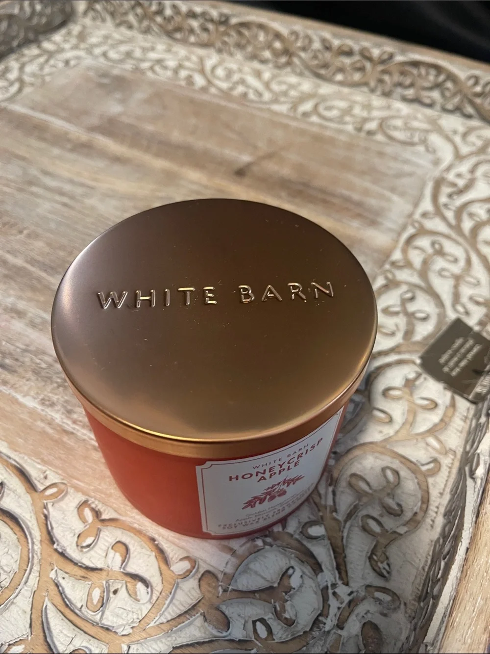 White Barn Honeycrisp Apple Candle - Orange with Gold Lid